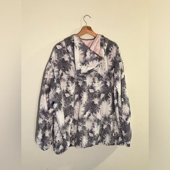 Men’s Levi’s Zip Up Hoodie Rain Jacket/Windbreaker - Size 2XL - Picture 3 of 3